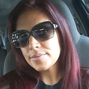 Meet your Posher, Nadia